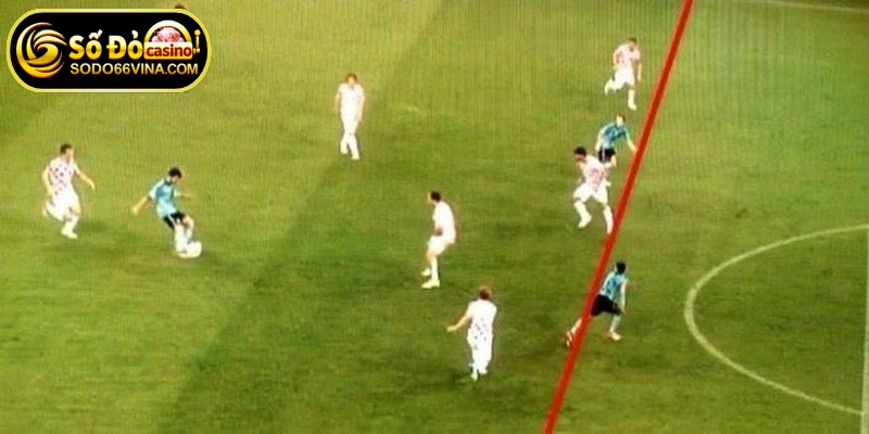 Việc theo dõi phong độ của hàng thủ là yếu tố quan trọng khi phân tích kèo